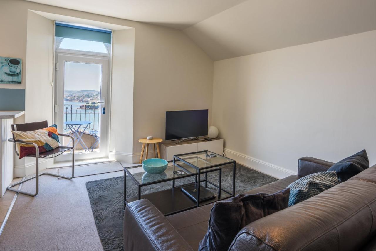 Astor House Apartment *