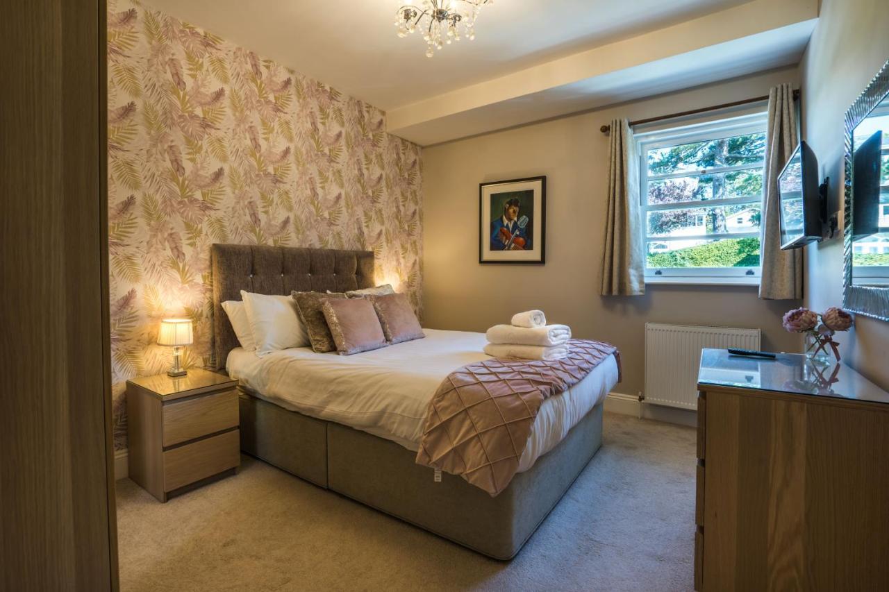 Astor House Apartment *